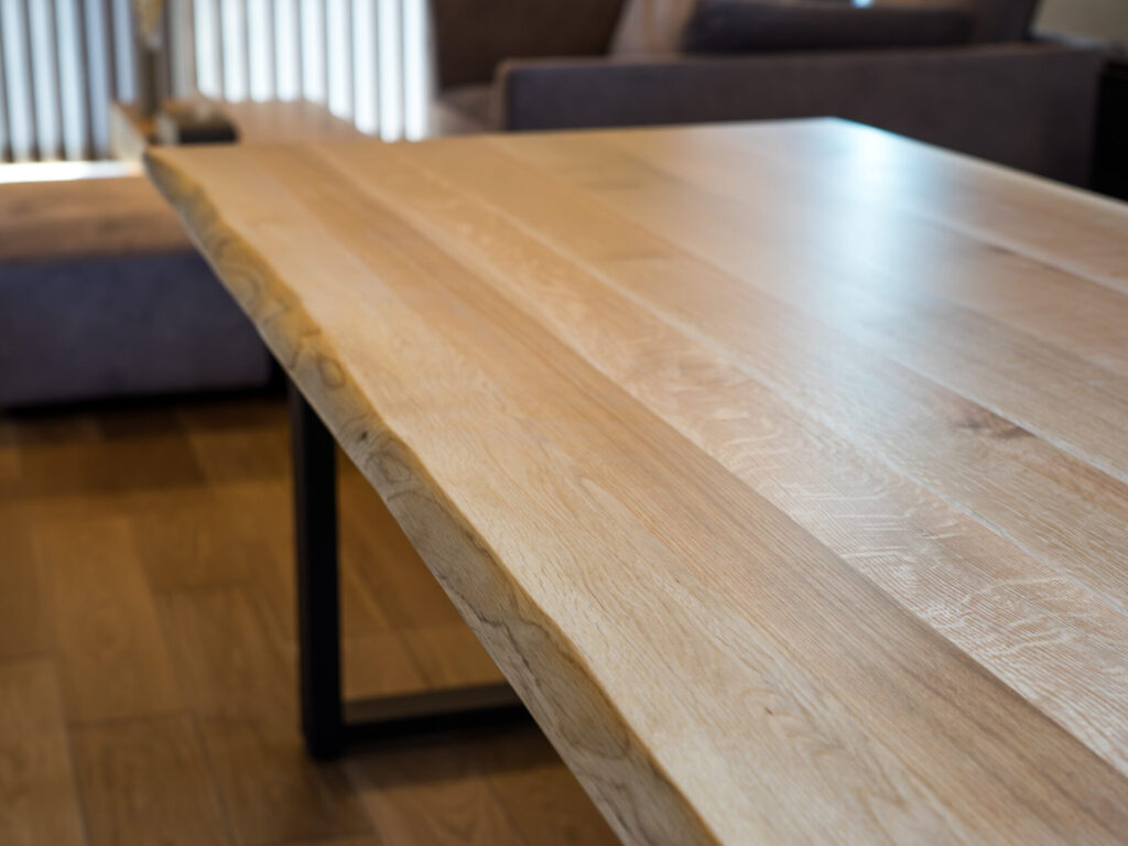 N様ダイニングテーブル