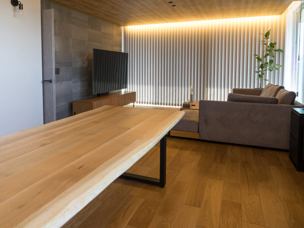 N様ダイニングテーブル2